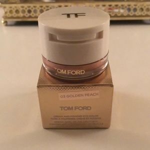 Tom Ford cream and powder eye color duo.